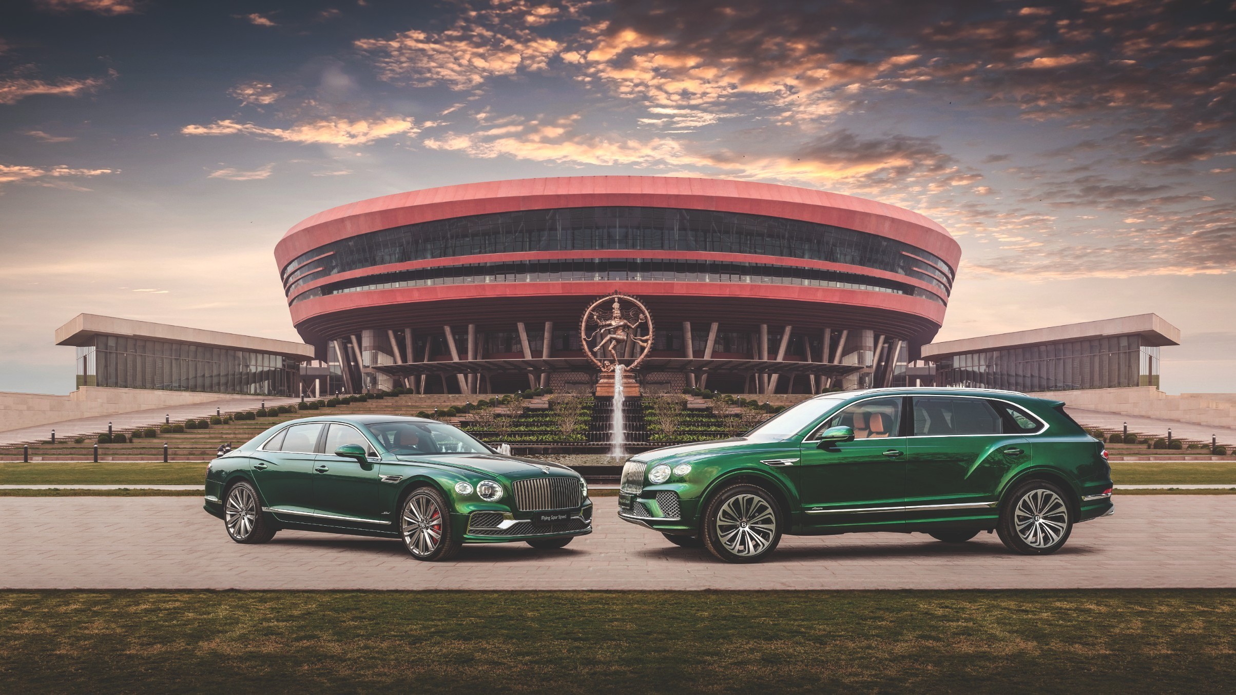 We take a tour of the Bentley factory! We take a tour of the Bentley factory!